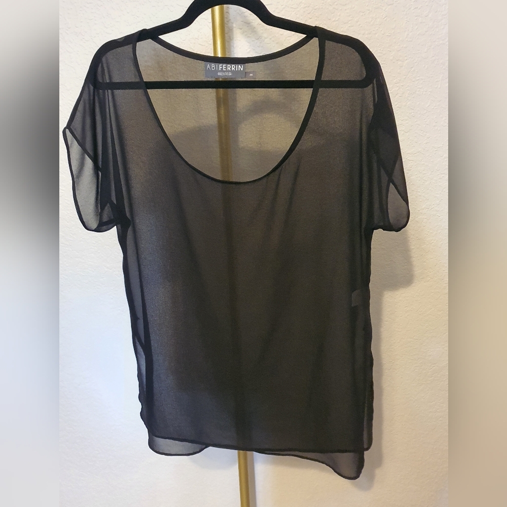 Abi Ferrin Design Black Cover Up Blouse Size Medium  (B4)